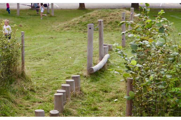 Foto af Obstacle course - balance beam w rope h 1.7m and w 2m
